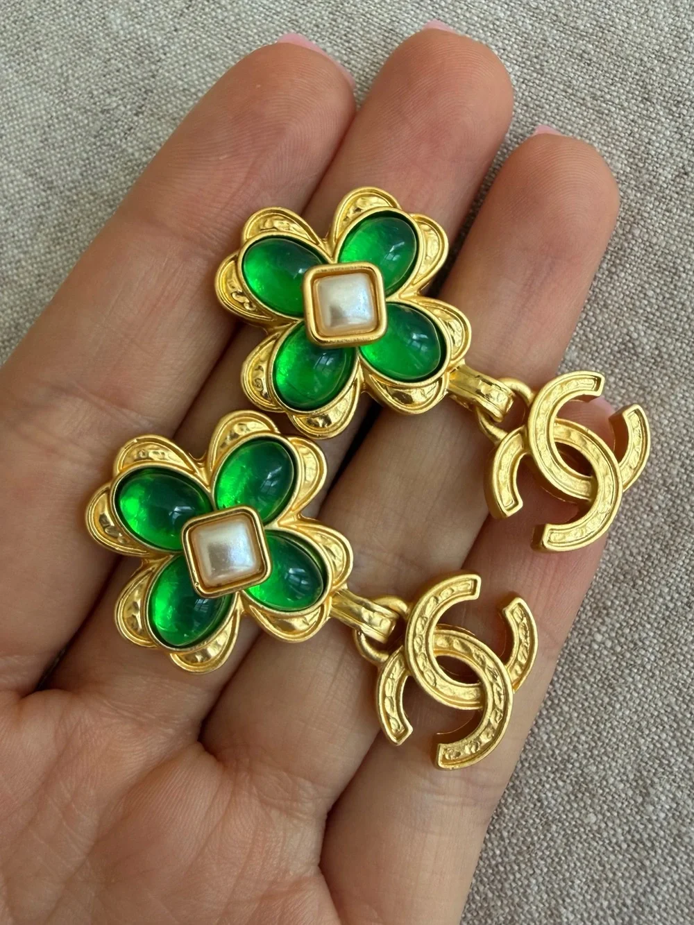 💚CHANEL Gold-Tone Drop Earrings with Green Cloisonné Flowers ☘️